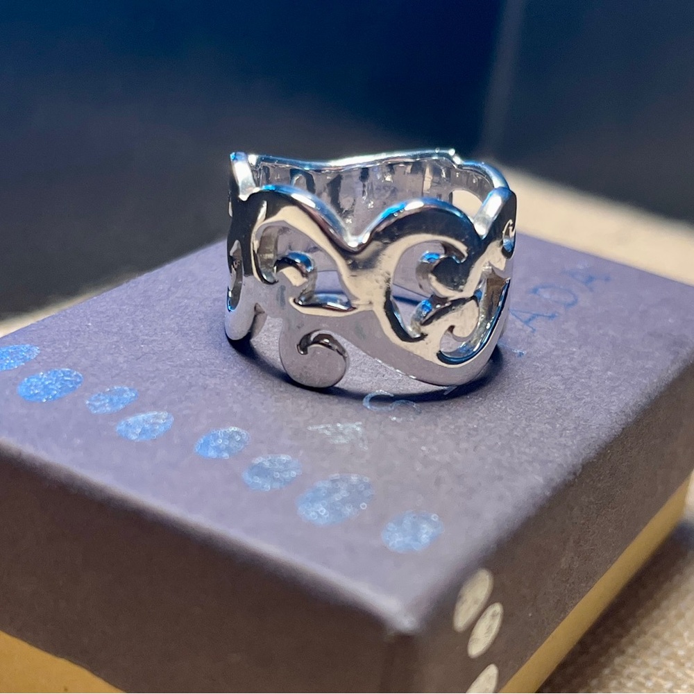 Silpada Scroll Ring